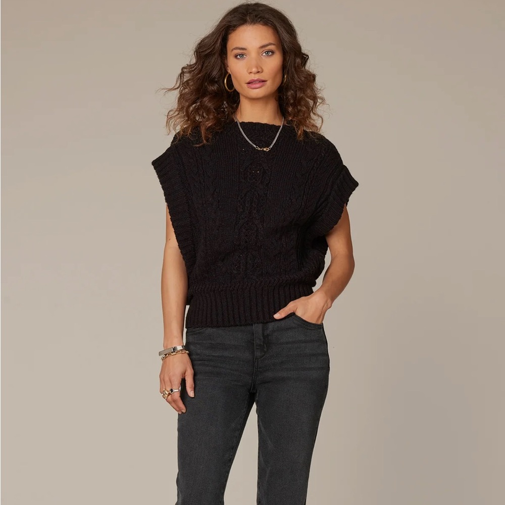 Wit & Wisdom Mock Neck Sweater Vest Black M